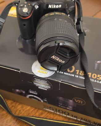 Nikon D5100 + 18-55mm VR +Custodia+Cavalletto HAMA