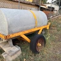 Serbatoio acciaio zincato con rimorchio