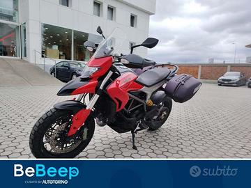 Ducati Hyperstrada 821 HYPERSTRADA 822