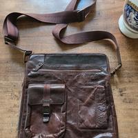 Borsello in pelle  tracolla Messenger Piquadro  