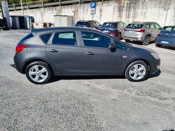 Opel Astra J 1.7 CDTI