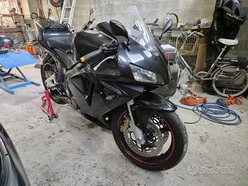 Honda cbr 600 rr