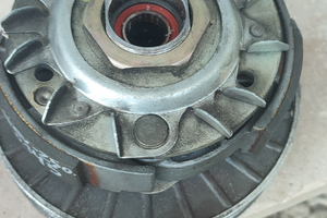 Frezione Beverly 250 ie