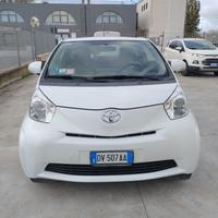 TOYOTA IQ 1.0