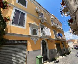 3 LOCALI A CASTELLAMMARE DI STABIA