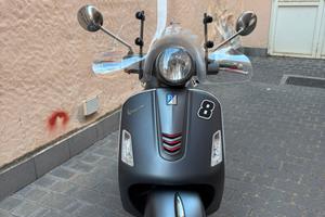 Vespa GTS Super