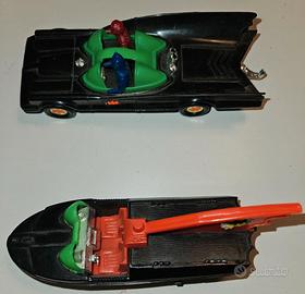 Batman 1976 Azrak-Hamway Batmobile con Batboat