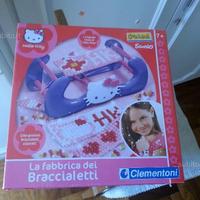 La fabbrica dei braccialetti