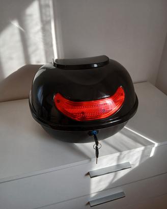 bauletto x scooter nero 38x31x23