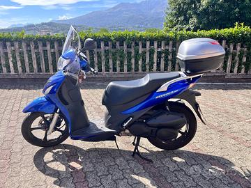 Suzuki Sixteen 150
