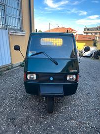 Ape 703