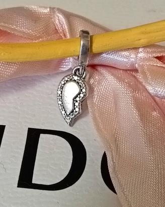 charm Pandora 