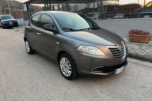 Lancia Ypsilon 1.2 benzina 69cv Gold 2014
