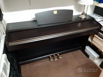 Pianoforte Yamaha tasti pesati