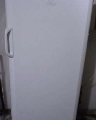 Congelatore verticale