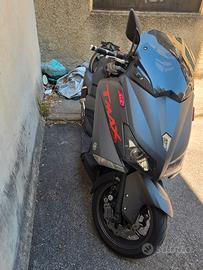 t max