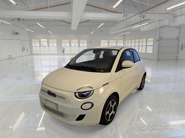 FIAT 500E ELETTRICA PASSION 3 PORTE BERLINA