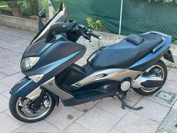 Yamaha T Max
