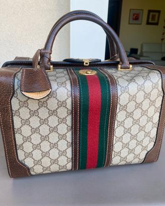 Beauty-case rigido di Gucci anni 80