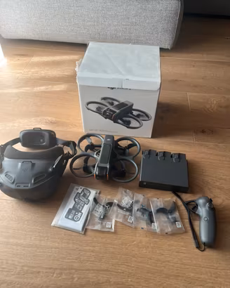 Drone Dji avata 2 fly smart combo 3 batterie nuovo