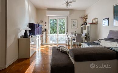 Ampio trilocale vicino al centro