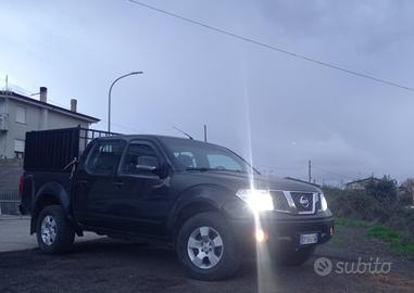 Nissan Navara 2.5 dCi 4 porte Double Cab SE