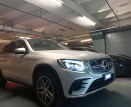 MERCEDES-BENZ GLC PREMIUM AMG PANORAMA 220d