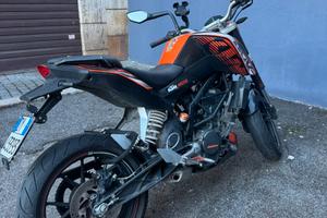 Ktm duke 125
