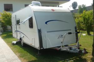 roulotte bustner premio 485tk