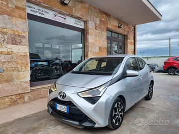 Toyota Aygo Connect 1.0 VVT-i 72CV 5 porte x-busin