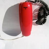 Telefono piccolo vintage rosso