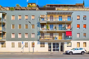 MONOLOCALE A MILANO