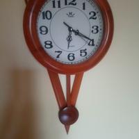 orologio da muro a pendolo 