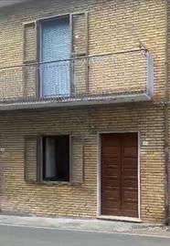 Casa semi dipendente su due livelli Carife (AV)