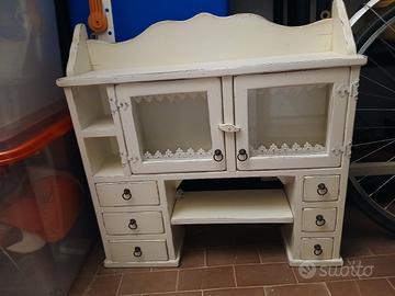 Mobiletto artigianale 