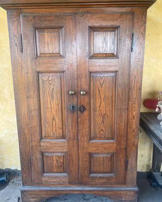 Mobile in legno