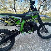 Mini-moto 50cc phantom 2 tempi