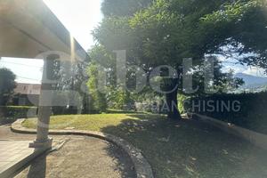 Villa o villino Longone al Segrino