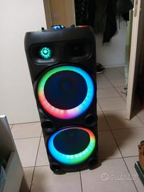 casa amplificata karaoke con 2 microfoni 
