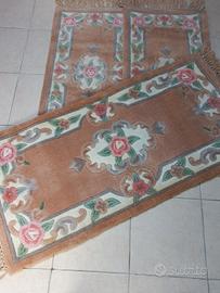 Tris di tappeti -vintage parure schendiletto lana.