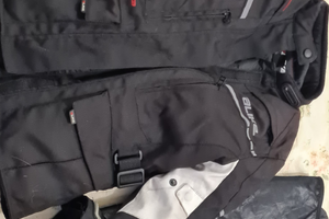 Abbigliamento moto donna