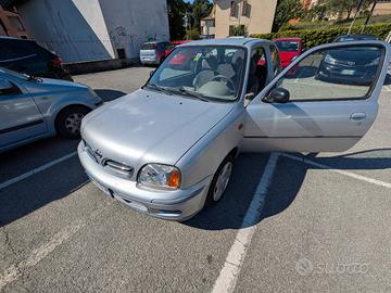 Nissan Micra benzina anno 2000 pochi km