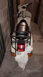 Vespa px 200