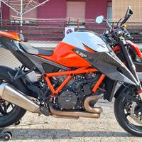 KTM SUPERDUKE R 1290 2022 TRACK PACK !