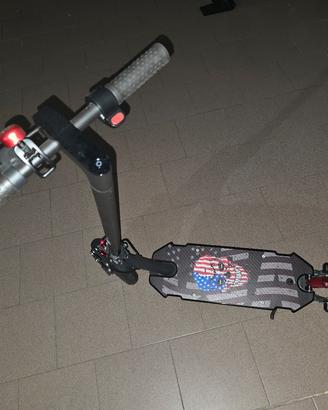 monopattino xiaomi con ammortizzatori