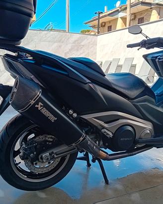 kymco ak550 seminuovo 
