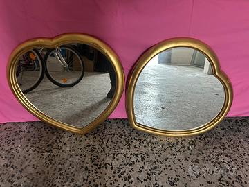 Coppia di specchi vintage dorati – forme originali