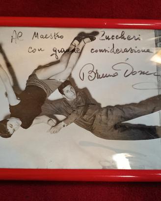 cornice con dedica al maestro luciano zuccheri 
