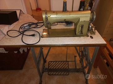 macchina da cucire vintage 