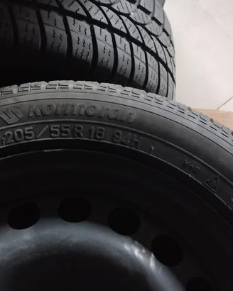 Gomme invernali con cerchi in ferro